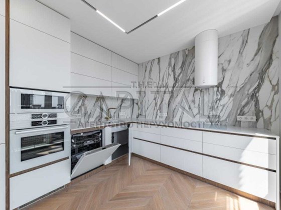 Продаж квартири, вул. Маккейна, Французький квартал 2, Печерськ