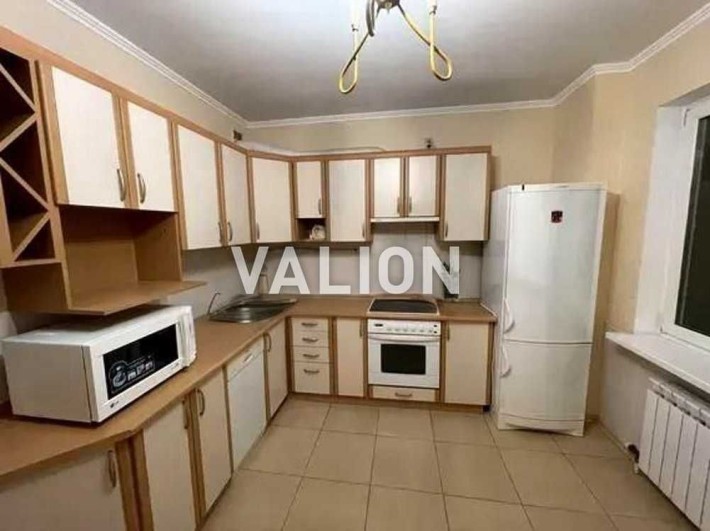 Продаж 2к квартири вул. Бориса Гмирі 1/2 Дарницький район Лівий берег - фото 1