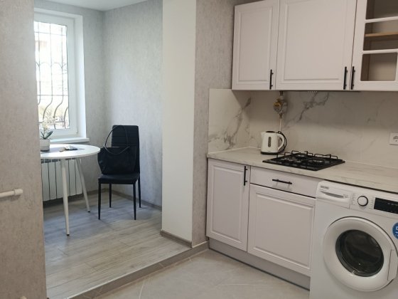 Оболонь! Метро Мінська! Однокімнатна квартира по Оболонський 28А Киев