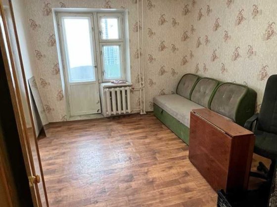 Без% Продам 2х к на початку Троєщини, Бальзака де Оноре. Киев