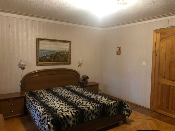 Без% Продаж 3 кім. квартири по в.Мілютенка,Лісовий масив, метро Лісова Киев