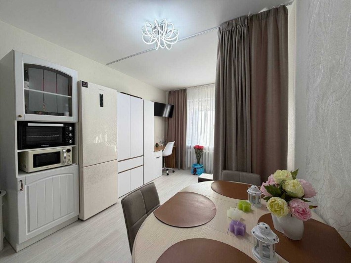 Продаж квартири 48 м.кв. евродвушка Урлівська ТРЦ РІВЕР МОЛ,м.Осокорки - фото 1