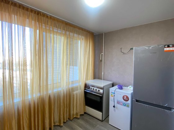 Продаж 3к квартири Дарницький бульвар,7, метро Дарниця, парк Перемоги Київ
