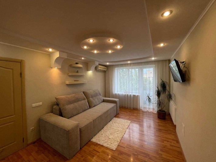 Продам 1к квартиру на ул. Прогресивная, 17. Ж/М Солнечный. - фото 1