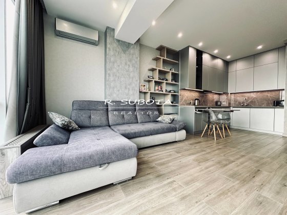 3.к. студия ЖК Баку 86м2 Новострой Центр Кирова Дельмар Люкс Дніпро