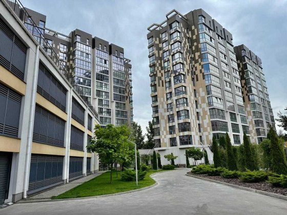 Продам квартиру бізнес-класу у ЖК "Comfort Сity Рибінський» Дніпро