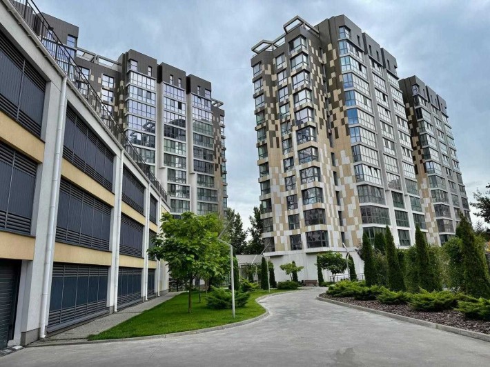 Продам квартиру бізнес-класу у ЖК "Comfort Сity Рибінський» - фото 1