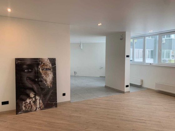 Продаж Ексклюзивної 3-кімнатної квартири| 135м2 |вул.Грушевського 110 Черкассы