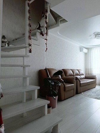 ПРОДАМ 3х.кім.кв Старобілоуська 61а - фото 1