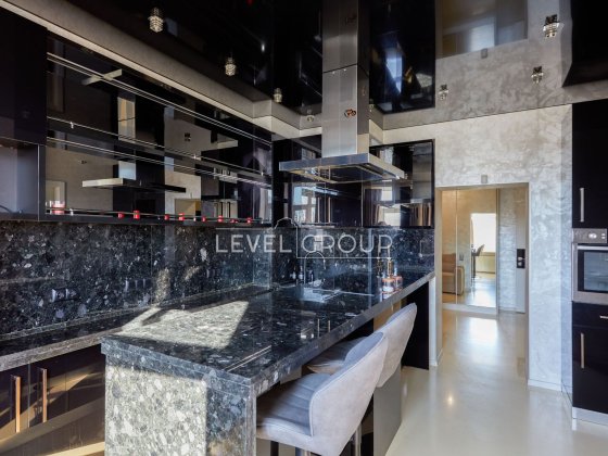 1К Лесі Українки 7А 72м  Гулівер Метро Печерська Кловська