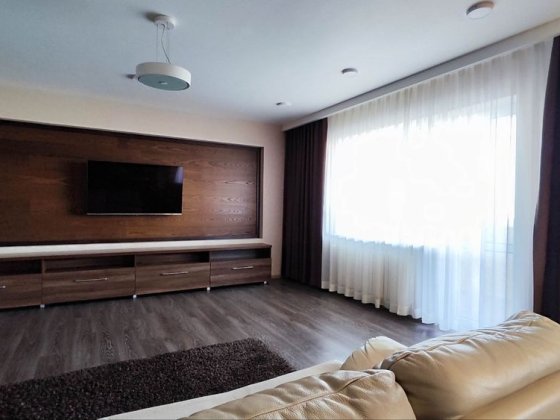 850 дол кв м за квартиру 105 кв м с ремонтом и мебелью! Дніпро