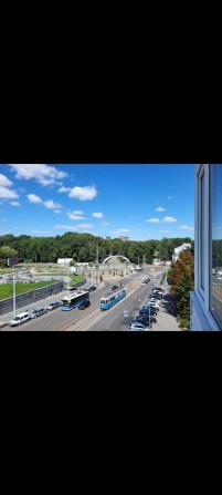 Продаж 3-х кімнатної квартири в центрі міста - фото 1