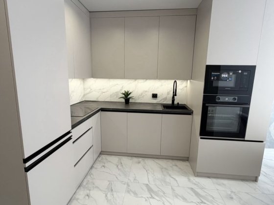 ПРОСТОРА 2 кім. квартра р-н Митниця Черкассы