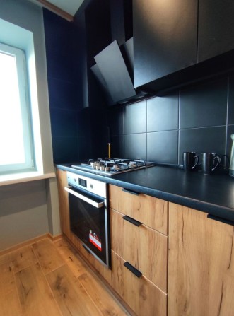 Продається 3 кімн.квартира, По Миру, 2/9 цегла - фото 1