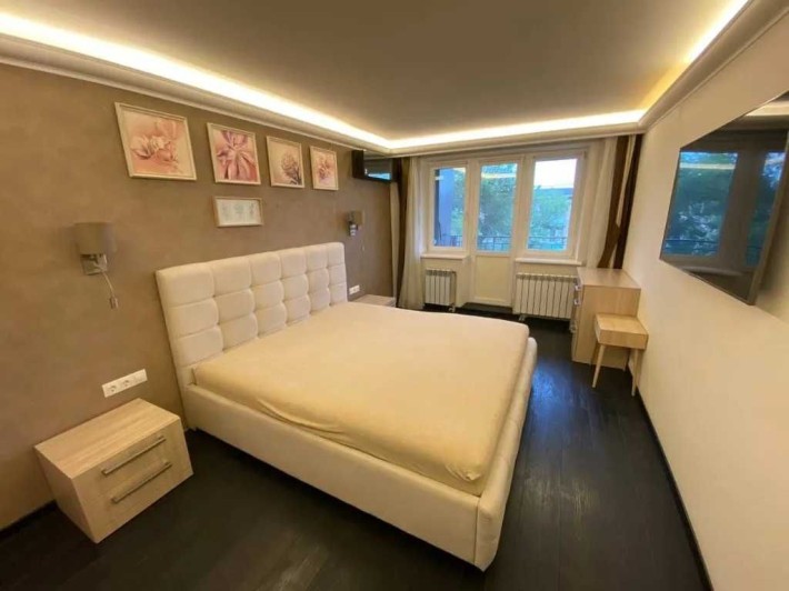 Цена!!! Продам 2-х комнатную квартиру на пр. Богдана Хмельницкого - фото 1