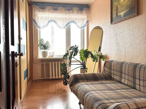 Продам 4к 92 м2. Парк Шевченко. Вид на Днепр. Торг уместен Дніпро