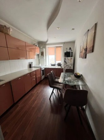 Продам трикімнатну квартиру в центрі міста. - фото 1