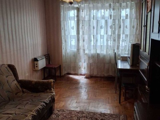 продам 2- комн.кв. ул. Малиновского 11, 3/5, раздельные комнаты. Запорожье