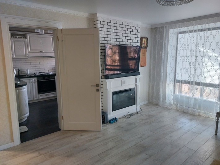 Продаж 3 кімнатної квартири в центрі - фото 1