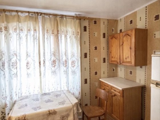 Продается большая 1 ком кв в Бородинском р-не по ул Маршала Чуйкова Запоріжжя