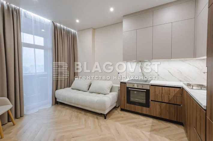 Продаж квартири Берестейський просп. 11корп.2 Manhattan city, Центр! - фото 1