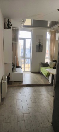 Продається затишна 1к квартира 38м2 по вул.Регенераторна 4к2 - фото 1