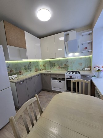 2-х кімнатна,вул.Вінстона Черчіля 26,метро Чернігівська - фото 1