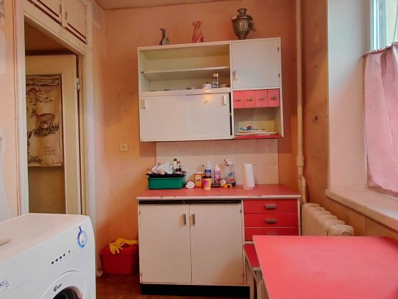 БЕЗ% продам 1к квартиру 32м2 В Івасюка 42Б ГАЗ 1й поверх Метро Мінська Киев