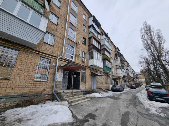 Продаж! Квартира під Ремонт! 32м2 Харківське шосе Дарницька площа - фото 1