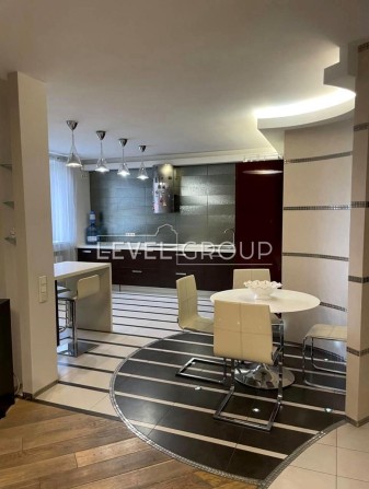 Продам 2к. вул. Голосіївська 13 Деміївська Центр! - фото 1