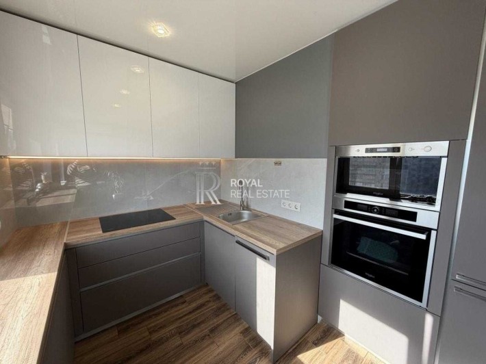 Продаж 3-кімнатної квартири на проспекті Павла Тичини, 28 (Березняки) - фото 1