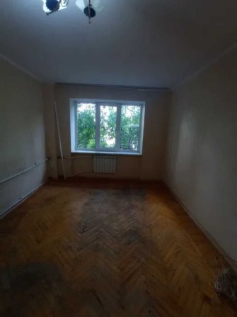 1 кімн. квартира вул. Будівельників 12, м. Дарниця, Дніпровський - фото 1