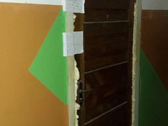 Проблемна квартира Київ, Киев, Продаж 2-кімнатної квартири.

 Київ, Дн Киев