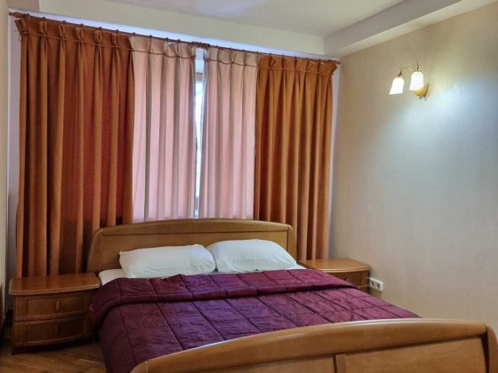 4х кім. 102 кв.м, 3 спальні, вул.Ентузіастів, 7, Русанівка Киев