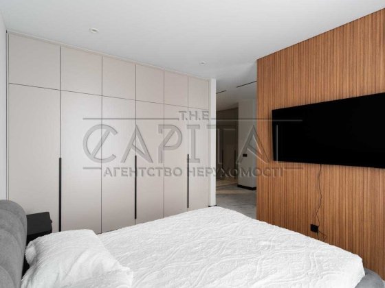 КВАРТИРА В ЖК Лебединий 42м² З ремонтом | готова інвестиція під оренду Киев