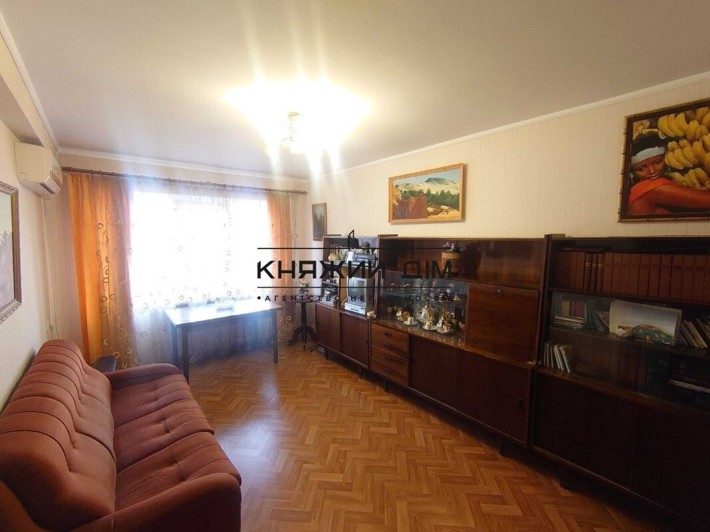 ПРОДАЖ БЕЗ КОМІСІІ 3-к квартира метро Чернігівська код  21147423 - фото 1