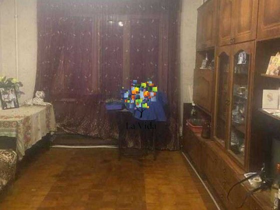 Продаж 2к квартири Олександри Екстер 16в