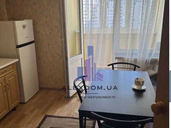 Продаж 1к квартири вул. Олени Пчілки 2Б. Позняки.