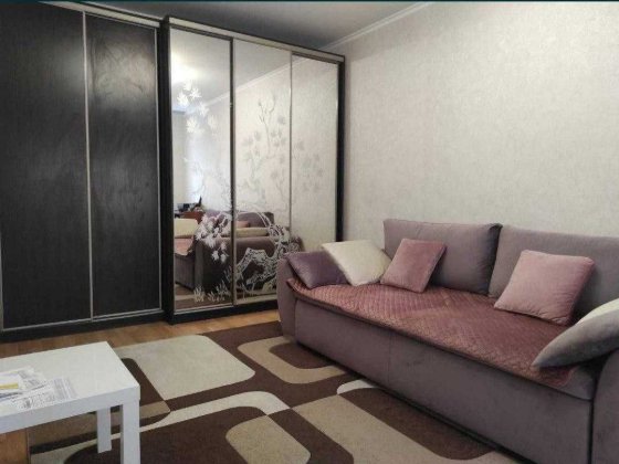 Продам 1к квартиру на Позняках. вул. Урлівська 34 є генератор