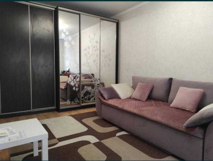 Продам 1к квартиру на Позняках. вул. Урлівська 34 є генератор - фото 1