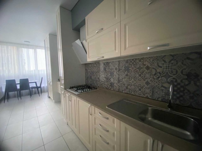 Продаж 1-к квартири в Голосіївскому районі - фото 1