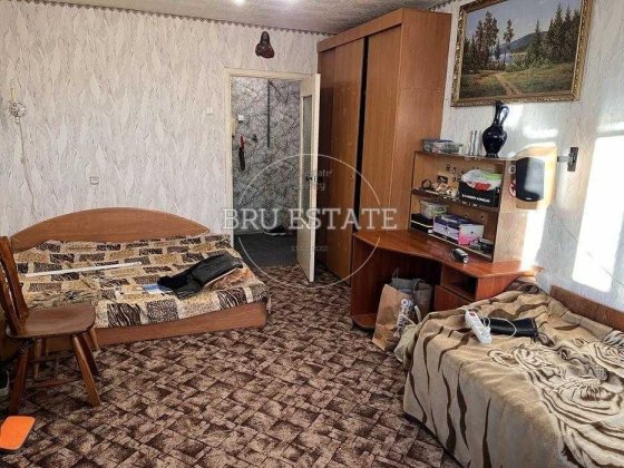 Продам 1 к вул.Висоцького 6  Троещина Киев