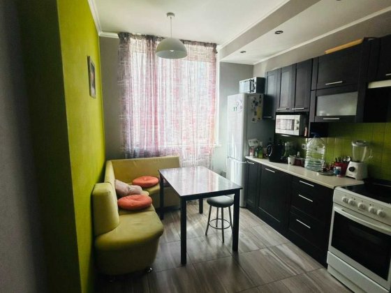 Вул. Здановської, 50/2. Сучасна квартра біля метро Васильківська! Київ