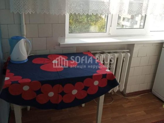 Ексклюзив, срочно! 2к, Русановская набережная 24/51, недорого