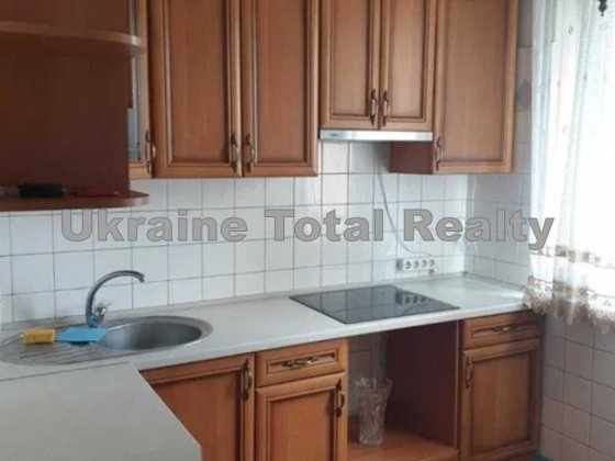 ТРОЕЩИНА! 2 кімнатна квартира 60м2! Вулиця Закревського 47-А Киев