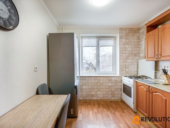 БЕЗ% 2к П.Вершигори, 5А, Розглядаємо Держ програми Киев