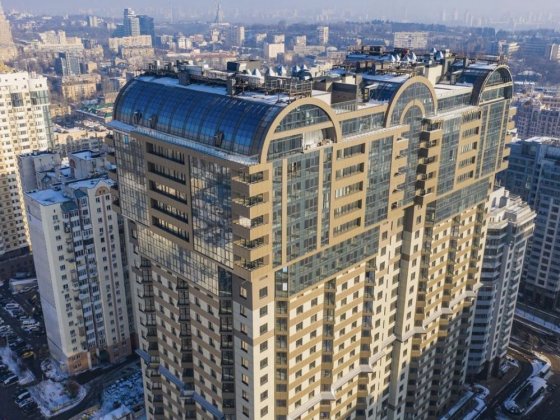 Пентхаус на Печерську , вид з тераси на Батьківщину Мати Киев