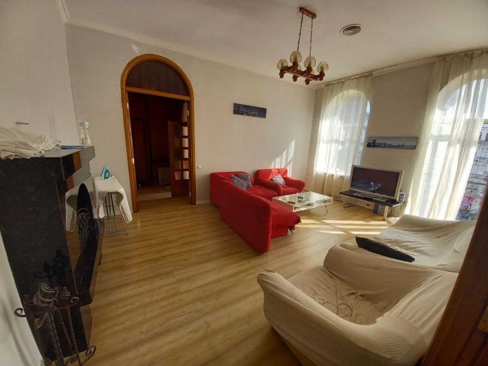 Продам квартиру з каміном! вул Басейна 15 Центр Бесарабка Хрещатик - фото 1