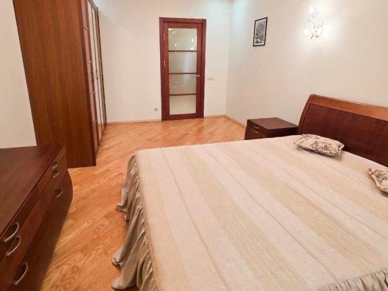 Дарницький р-н; пр-т П. Григоренка 28а; 1-кімн; 48,30м2. Без комісії. Киев