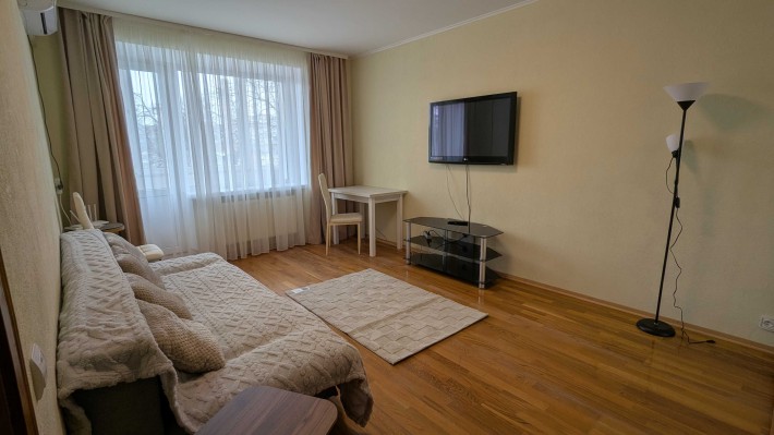 Здається 2-кімнатна квартира в центрі Бердичева (Садова 14) - фото 1